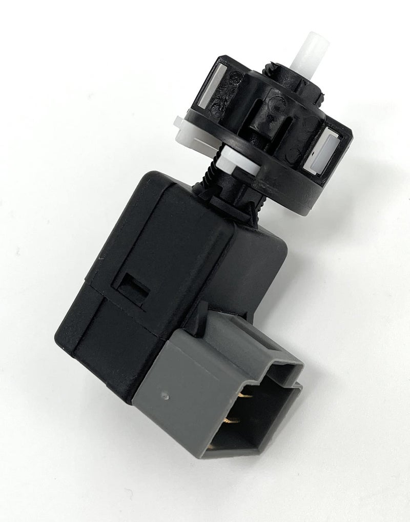 SDYYDS Brake Light Switch 93810-3S000 4Pin Fit for Hyundai Accent i30 i40 Santa FÉVI/KIA Optima Picanto Rio Sorento (2010-) - Image 5