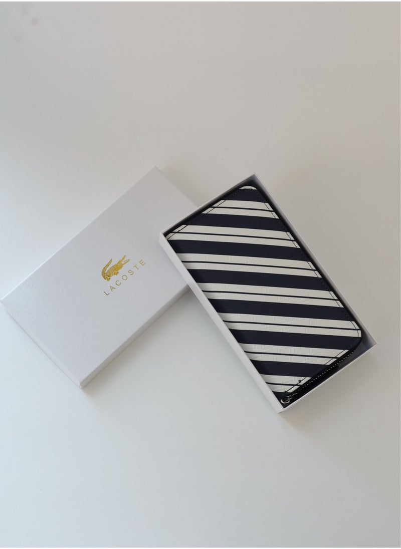 LACOSTE - Large Zip Around Purse - Image 1