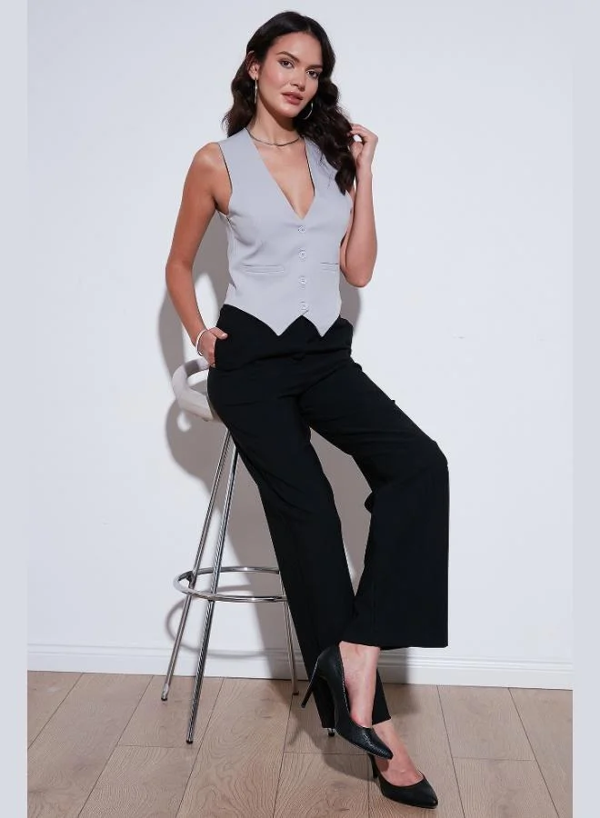 ليلا ليلا فيست نسائي بياقة  وأزرار