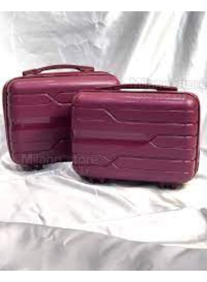 A high-quality hard makeup case set designed to keep your beauty essentials safe and perfectly organized. Lightweight yet durable, ideal for travel or daily use with enough space for makeup, brushes, and accessories.