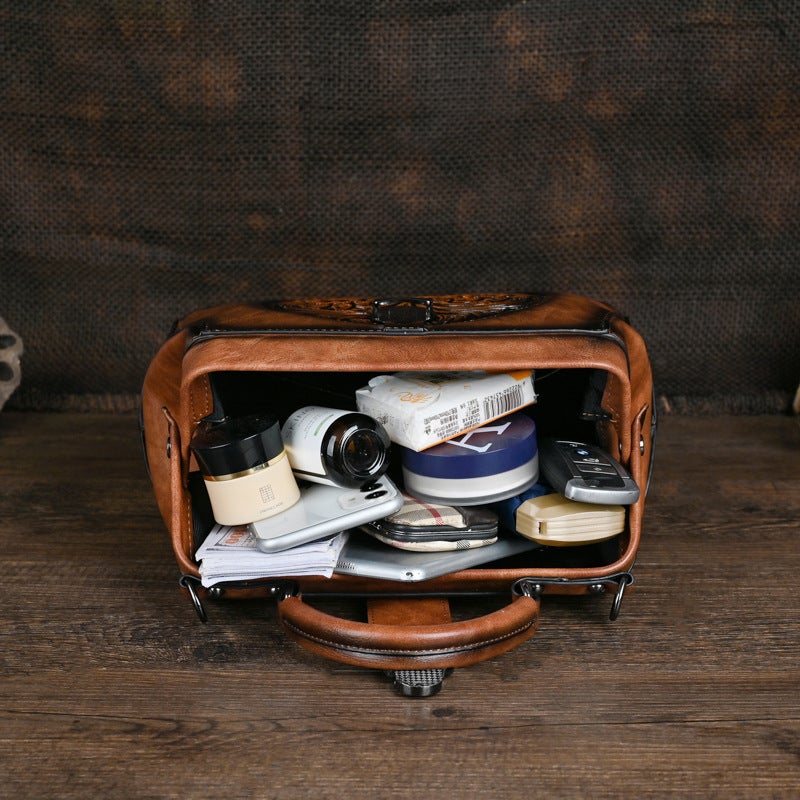 Of New High-End Women'S Leather Bags With Hand-Painted And Engraved Designs, Big Brand - Image 5