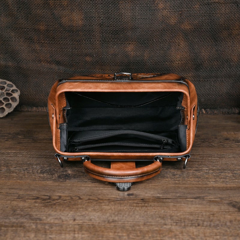 Of New High-End Women'S Leather Bags With Hand-Painted And Engraved Designs, Big Brand - Image 4