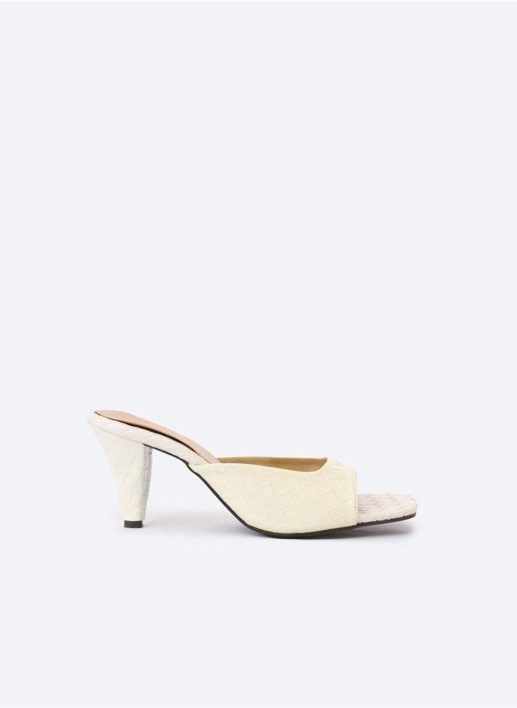 Zahwa Square-Toed Slipper Heels In Verne Texture Leather With 7cm Middle Heel.  - Image 1