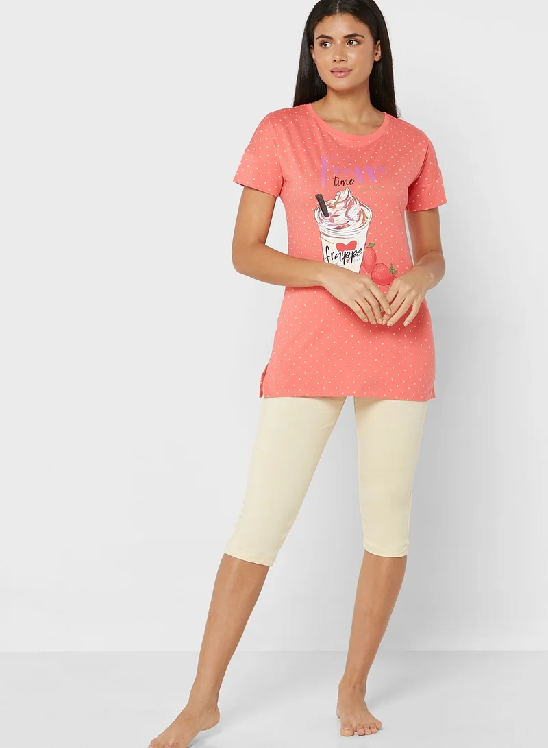 Sweet Dreams Round Neck Graphic T-Shirt & Pyjama Set
