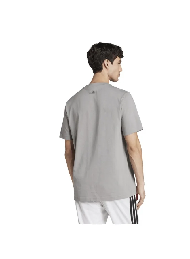 adidas تيشيرت رجالي برسومات للاسترخاء