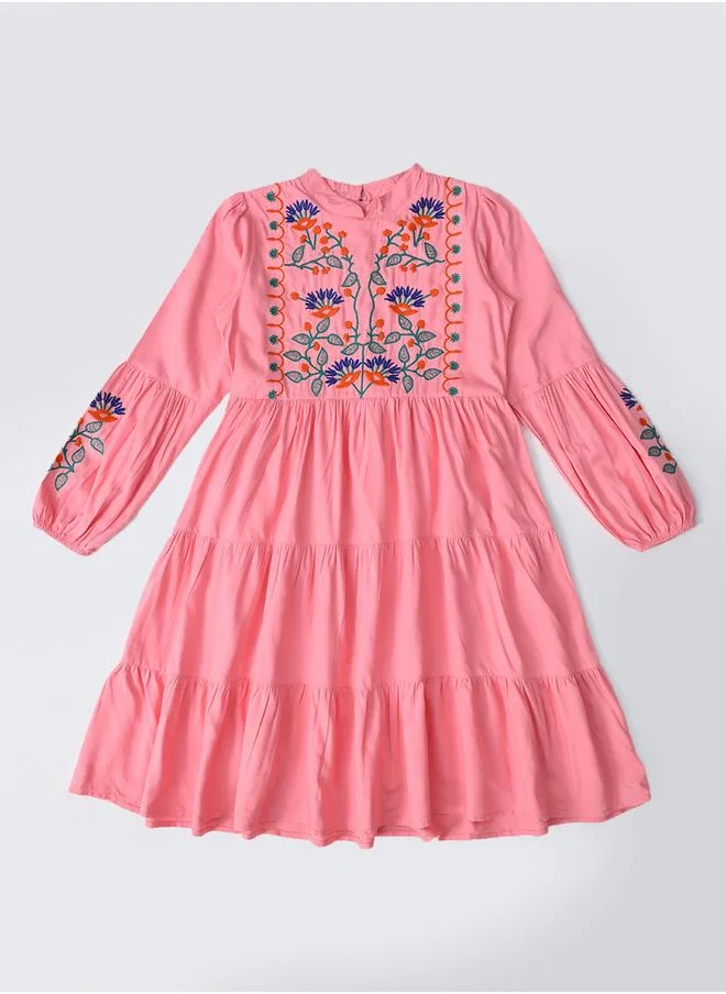 بيلا مودا Bella Moda Embroidered Tiered Knee-Length Dress