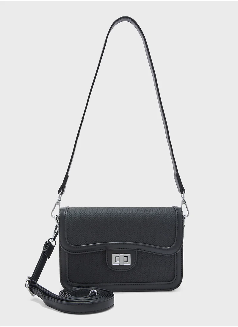 ايلا Clasp Detail Shoulder Bag