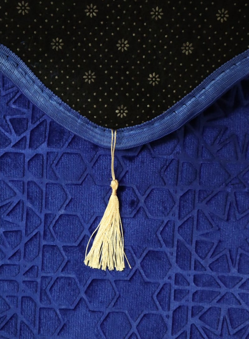 Yuwell Mini Prayer Mat Embossed Prayer Mat Anti-Slip Velvet Top Islamic Prayer Mat Sajadah Mat Prayer Rug Salah Mat For Adults And Kids Eid Gifts And Ramadan Gifts 60X35CM Blue - Image 5