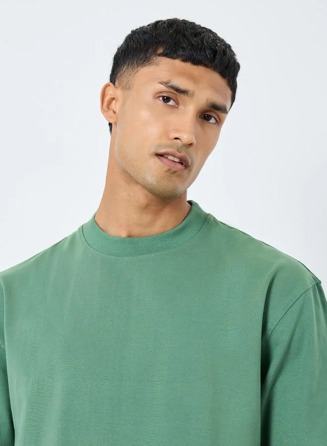 Styli Styli Solid Oversized Crew Neck Heavy Weight T-Shirt