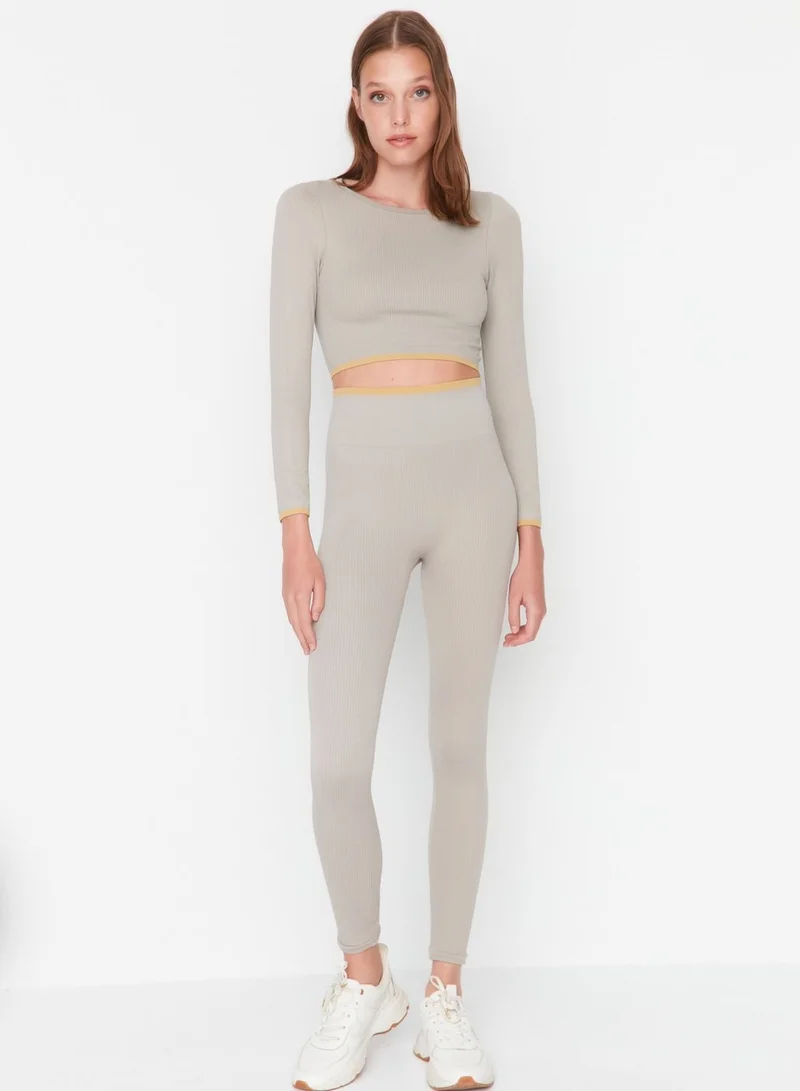 trendyol High Waist Leggings