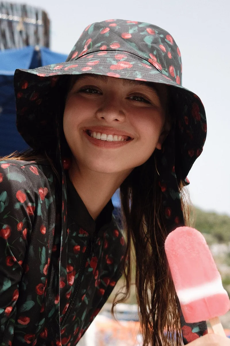 Manuka Tie Bucket Hat Cherry