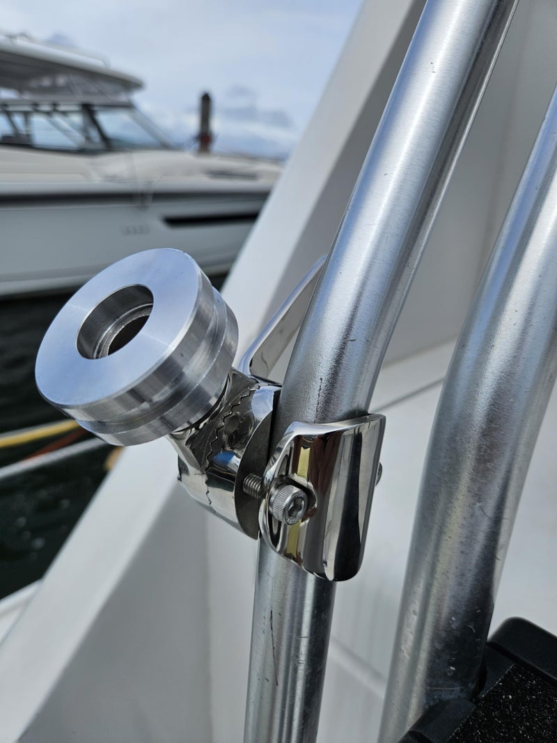 LocMarine MarineGrade Adjustable Rail Mount for Starlink Mini Flat Dish Base for Boats Yachts Sailboats Trawlers LMSMINIRL - Image 2
