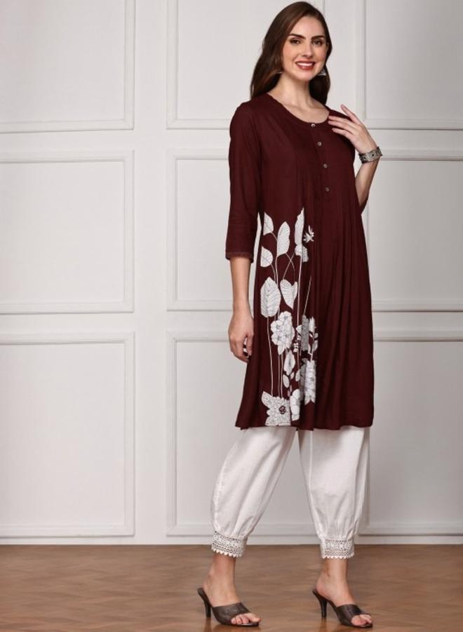 ISHIN Women's Maroon Rayon Printed Tunic Straight Fit Kurta - Image 1