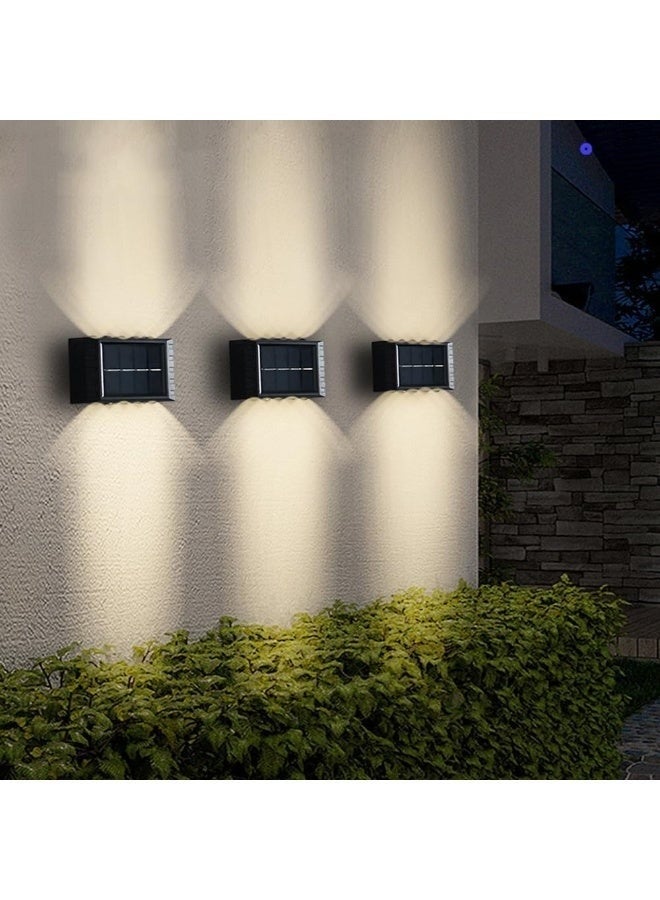 كلوزيلي قطعتان من مصابيح سياج الطاقة الشمسية، مصابيح حائط LED خارجية تعمل بالطاقة الشمسية، مصابيح استشعار ليلية آمنة مقاومة للماء IP65 للممر والشرفة والفناء والجراج والحديقة والسياج والرصيف والممر ومصابيح الحائط الشمسية - مصابيح تخييم خارجية مع 10 مصابيح LED، إضاءة دافئة للفناء والشارع والمناظر الطبيعية وديكور الحديقة - Image 2