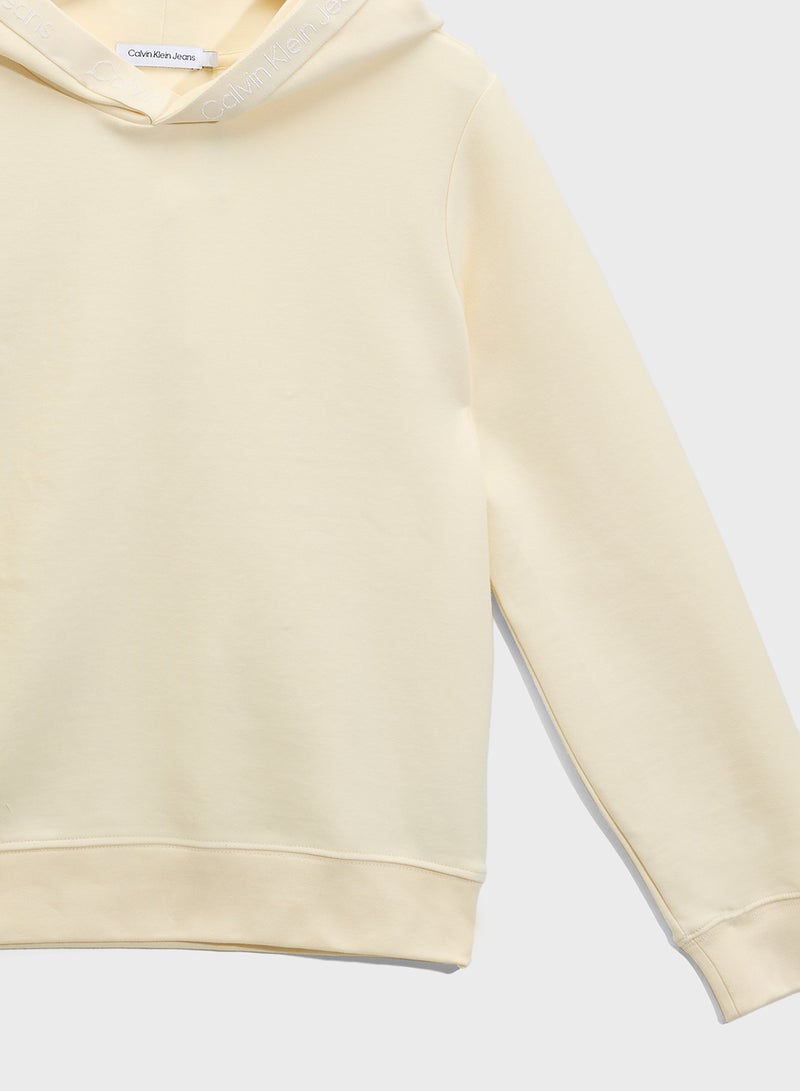 كالفن كلاين جينز هودي أساسي للشباب - Image 3
