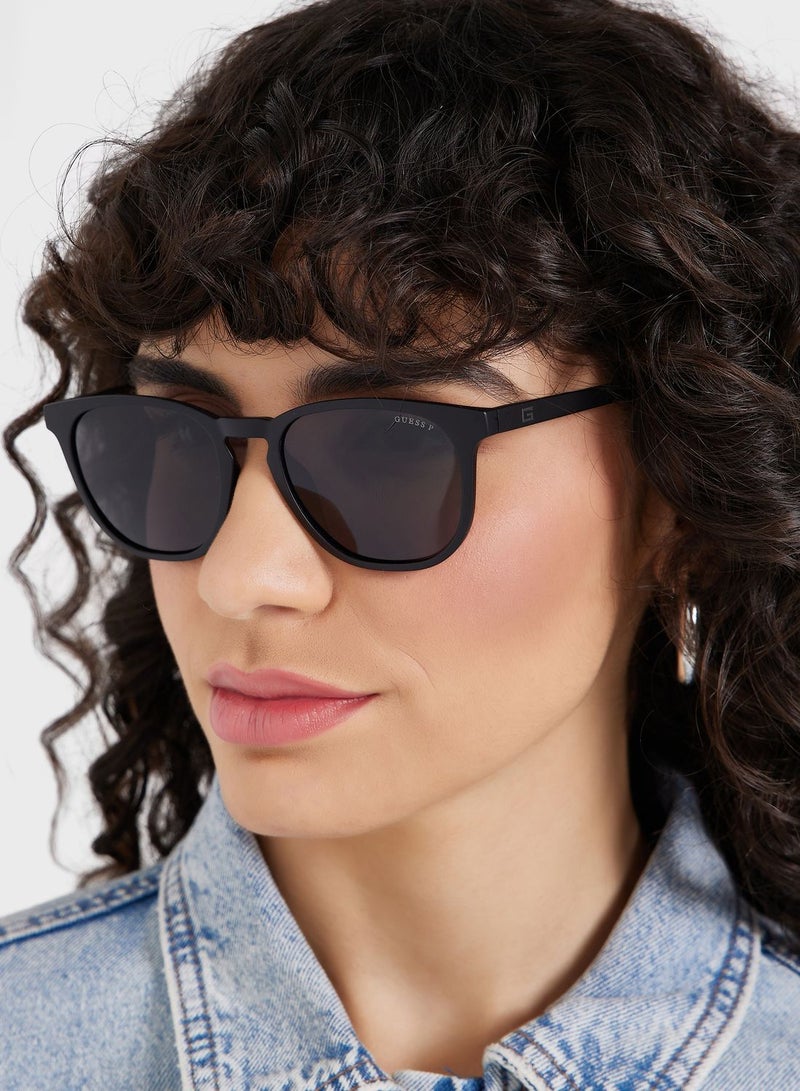 GUESS Wayfarers Sunglasses - Image 5