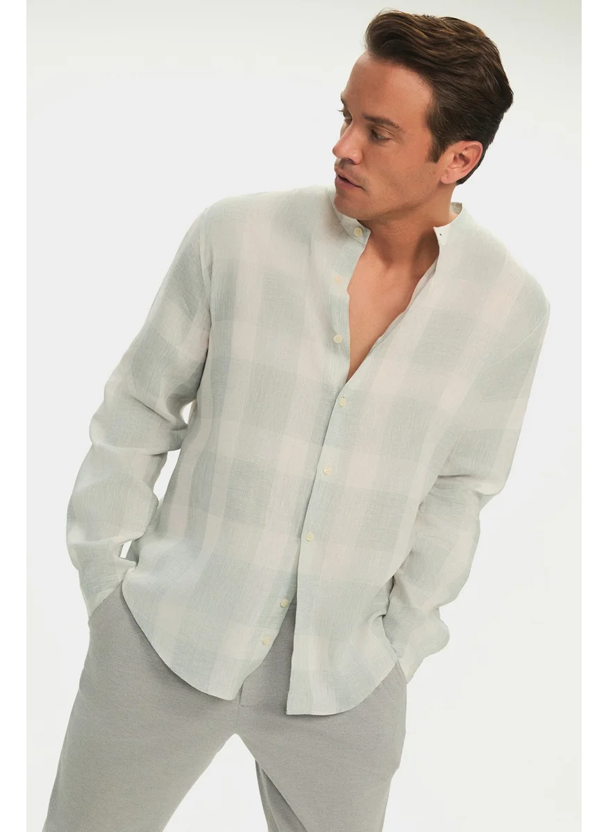 جون Exclusive Men's Regular Fit Linen Judge Collar Shirt