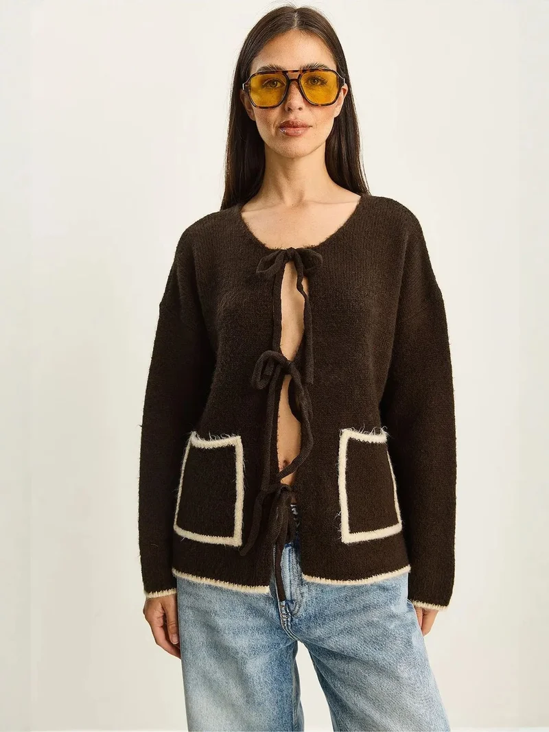 بيانكو لوتشي LUCCI Oversized Knit Cardigan with Tie Closure