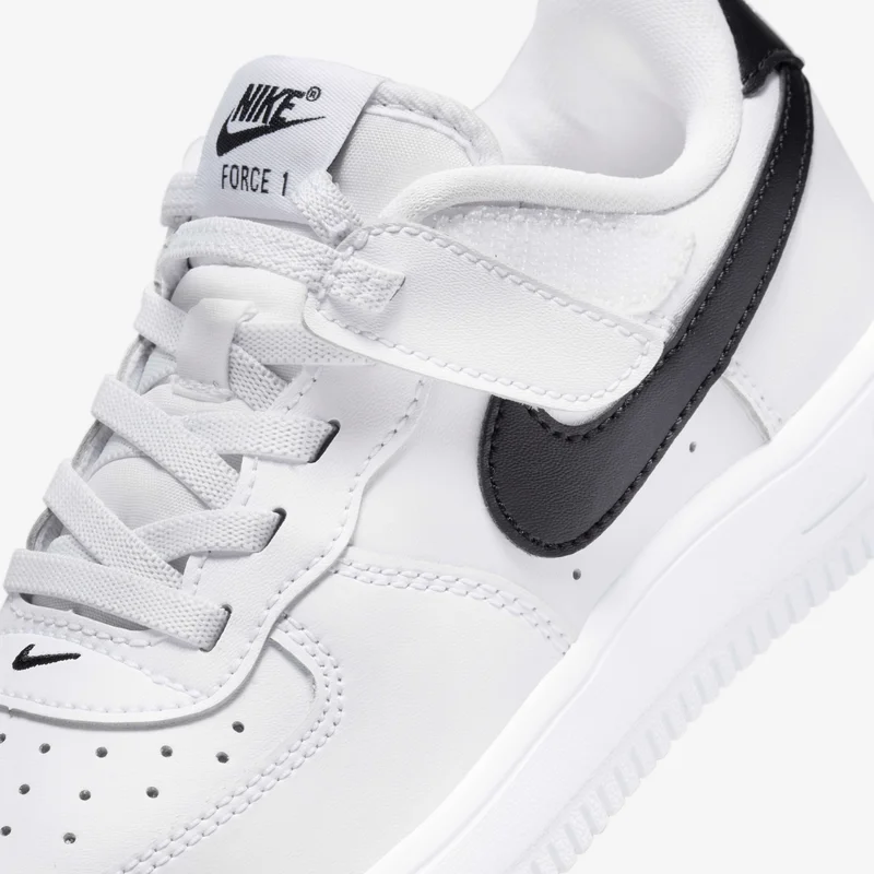 Nike Kids' Force 1 Low EasyOn Shoes