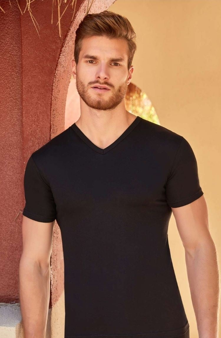 Berrak 1006 4-Pack (4 Pieces) 100% Cotton Black Color V Neck Short Sleeve Men's Undershirt - Image 1