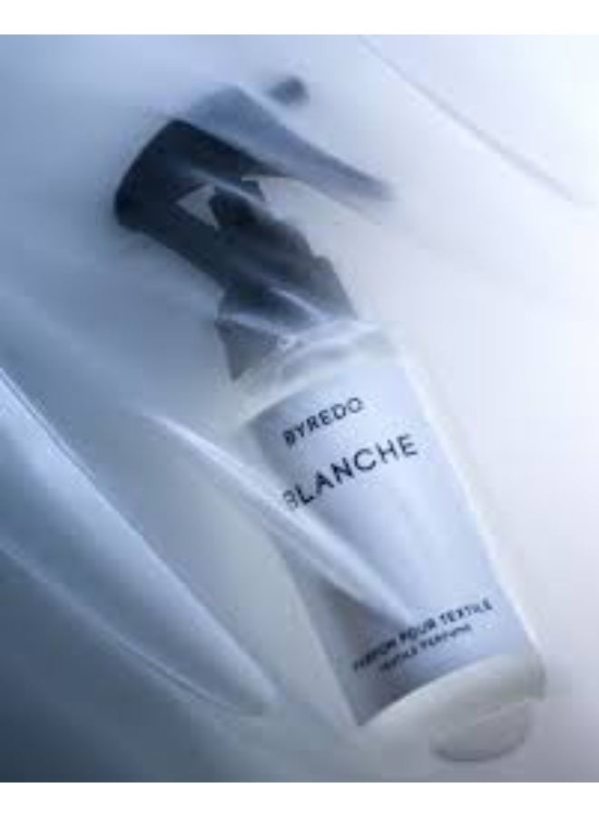 Byredo Blanche Textile Spray 200ml - Image 3