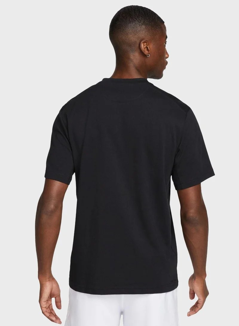 Nike Men's Primary Dri-FIT Training T-Shirt