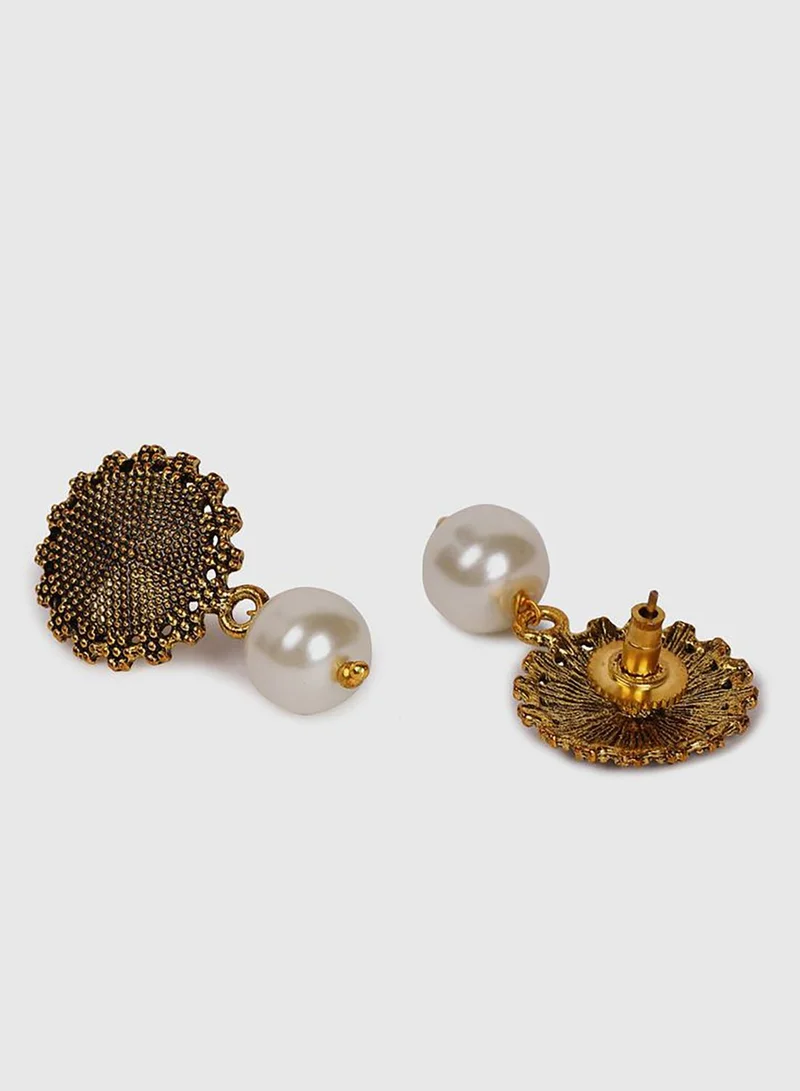 SOHI Antique Golden Loop Jewellery Set