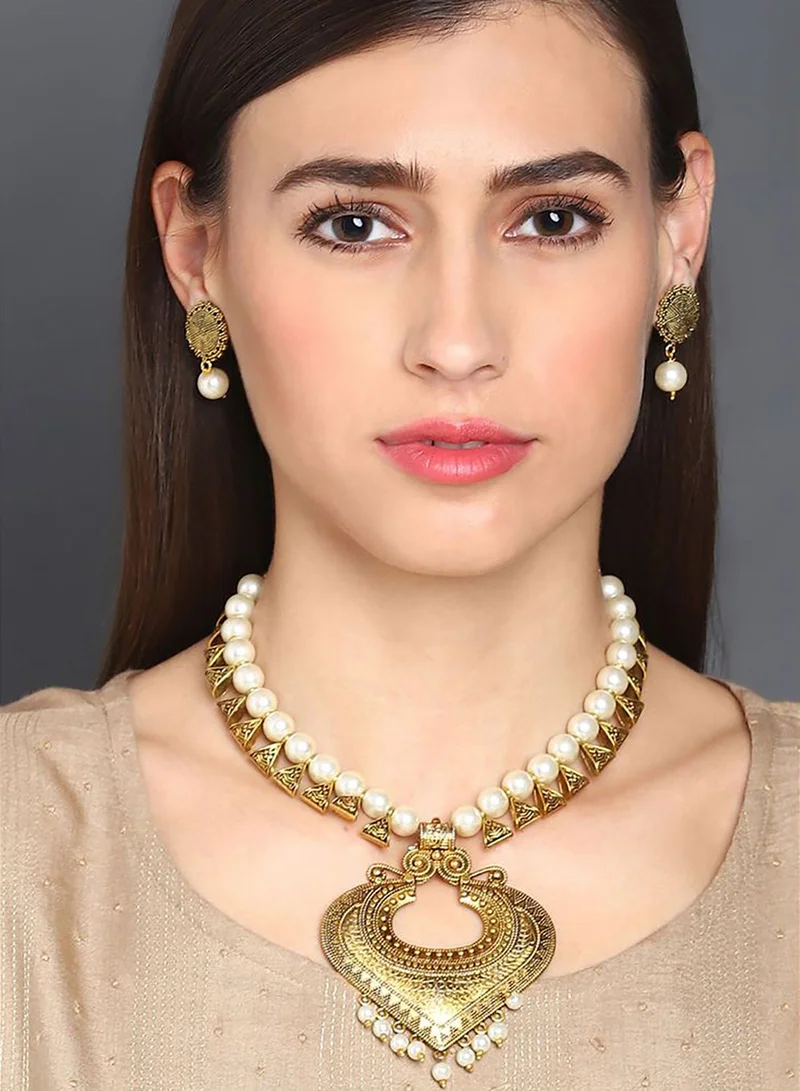 SOHI Antique Golden Loop Jewellery Set