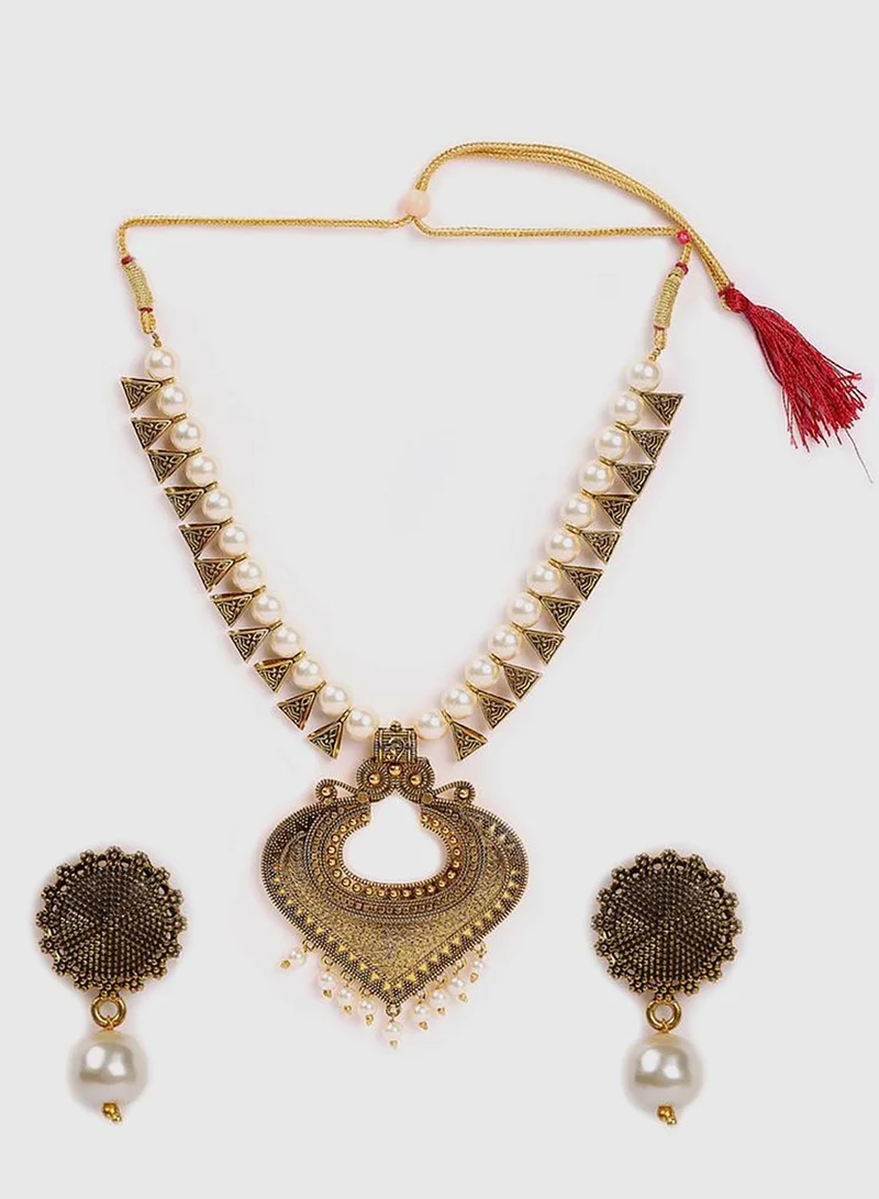 SOHI Antique Golden Loop Jewellery Set