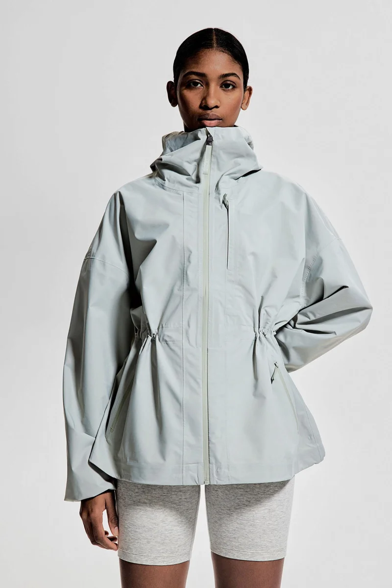 اتش اند ام Rain jacket in StormMove™