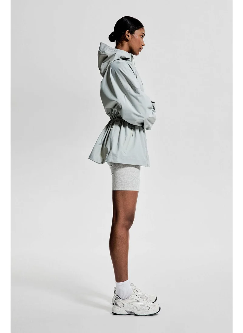 اتش اند ام Rain jacket in StormMove™