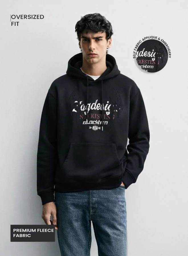 شركة المرآب الهندية Men Oversized Fit Embroidered Hooded Neck Full Sleeves Sweatshirt