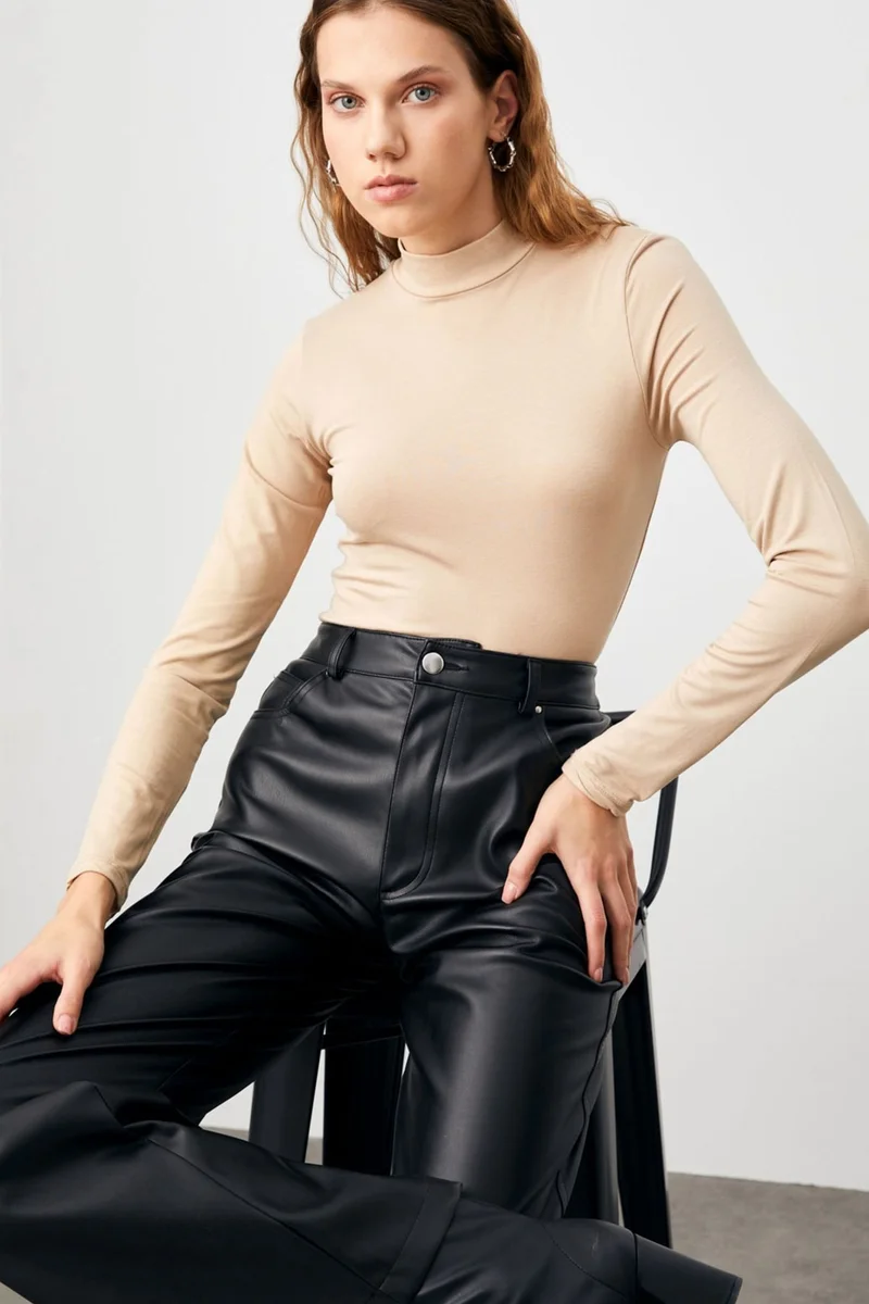بيبانتولون BIPANTOLON Women's 2-Pack Slim Fit Bodysuits