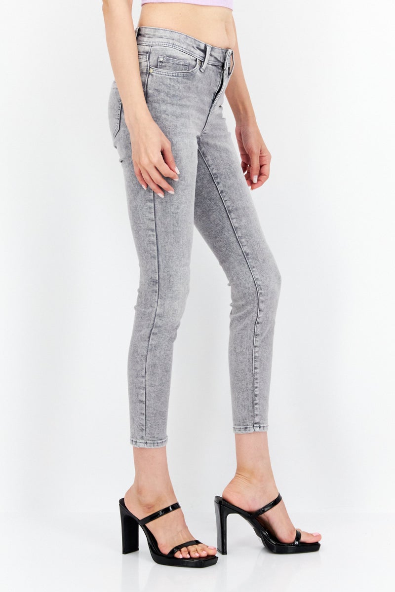 ONLY جينز ضيق للنساء، مغسول وقابل للتمدد، رمادي متوسط - Image 4