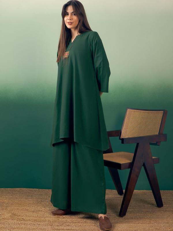 InWeave DARK GREEN V NECK LONG FULL SLEEVE KURTA PALAZZO SET - Image 2