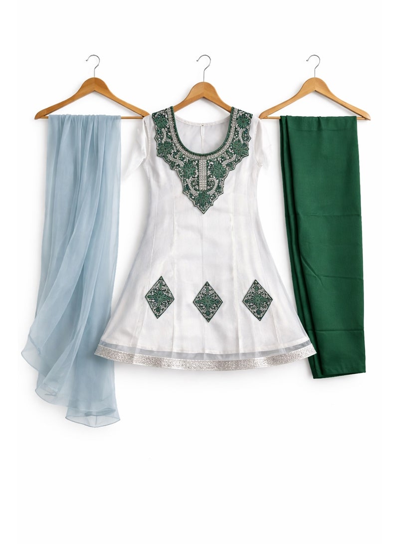 جوليتي إل إل سي طقم فستان تراثي للبنات مع شال – 3 قطع للأطفال (بلوزة + بنطال + شال) | مقاس 28 (عمر 4–5 سنوات) - Image 2