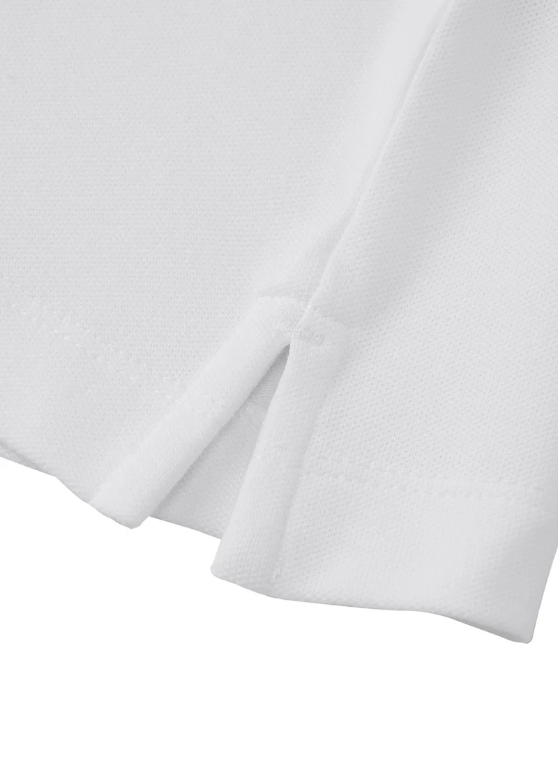 جيوردانو قميص بولو نسائي بقصّة Slim Fit مطرز بخطوط جريئة