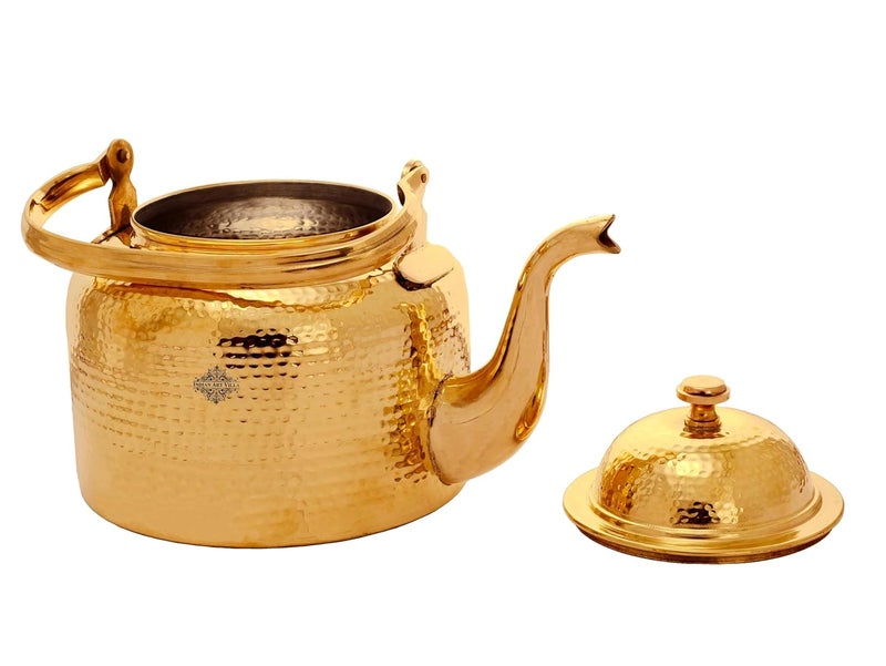 INDIAN ART VILLA INDIAN ART VILLA Brass Hammered Tea Pot Kettle Perfect for Tea and Coffee Traditional and Elegant Design 7 Litre Capacity Gold  - Image 4
