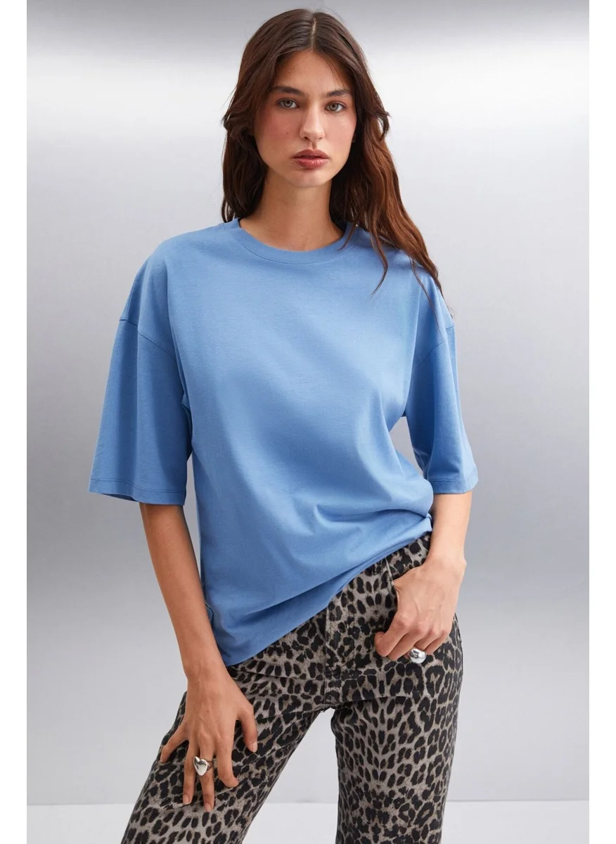 GRIMELANGE Betsy Women's 100% Cotton Crew Neck Short Sleeve Basic Blue T-Shirt