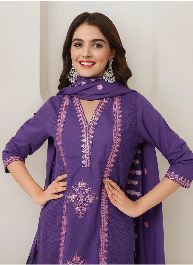 ISHIN Regular Fit Embellished Pattern Round Neck Neck Three-Quarter Sleeve Lilac Colour Knitted Cotton Kurta Set for Women with Mid-Rise Closure - Perfect for your Festive Celebrations