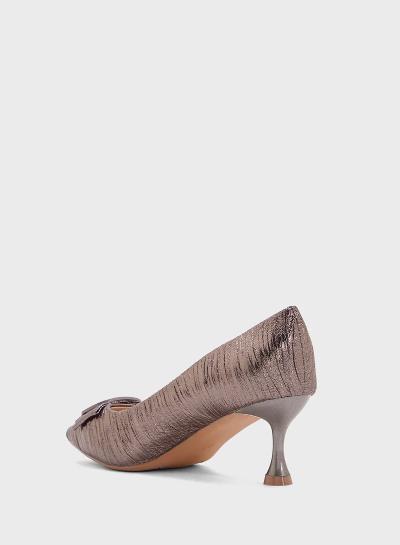 SD.Felano Mid Heeled Pointed Pump