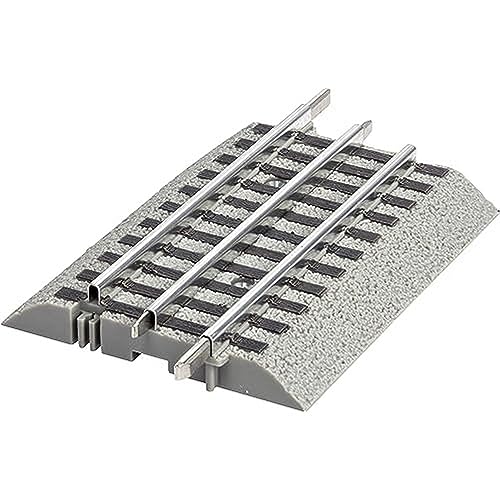 Lionel FasTrack 4.5" Straight Track, Medium - Image 4