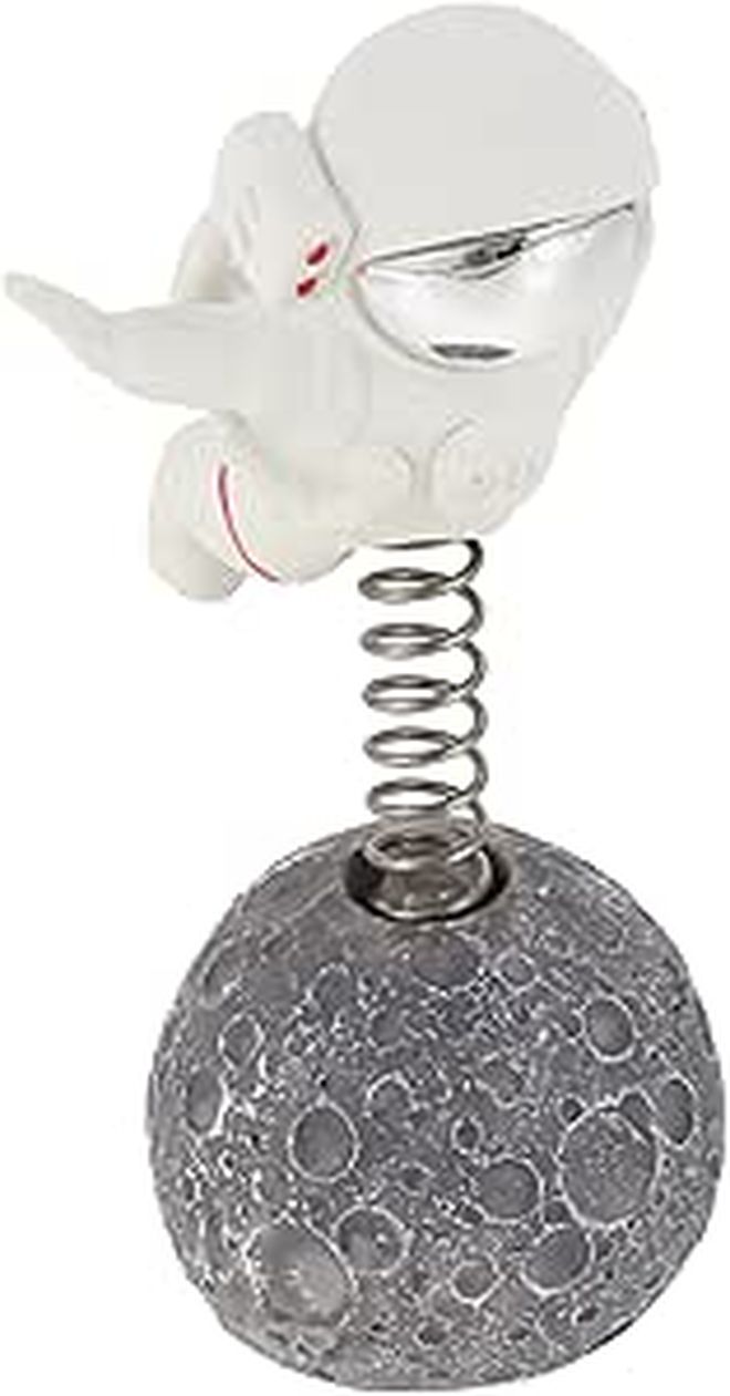 Creative Astronaut Figurine Resin Silver Car Ornament Home Desktop Accent Decor - Image 1