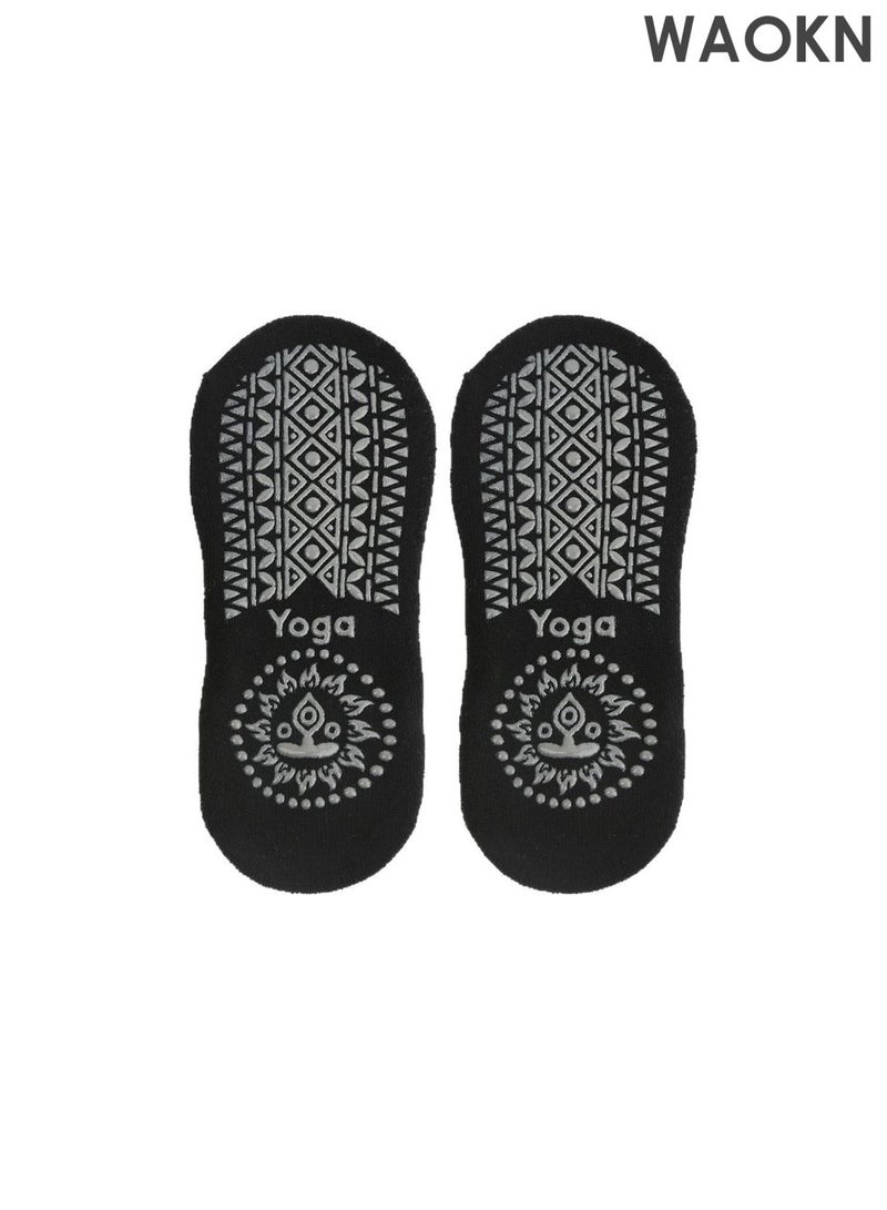 دبليو أيه أو كي أن 3 أزواج من جوارب اليوجا للنساء، جوارب بيلاتيس غير قابلة للانزلاق، مريحة، قابلة للتهوية، تمتص الرطوبة وتحافظ على ثباتها، مناسبة لليوجا والبيلاتس والباليه والرقص والتمرين والمستشفيات (وردي، أسود، رمادي) - Image 5