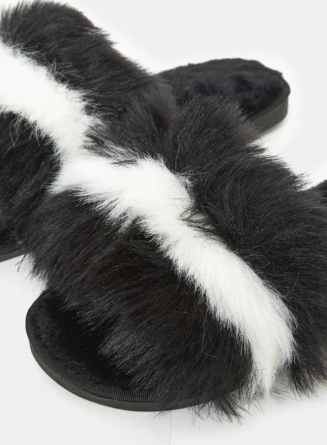 Styli Faux Fur Fluff Bedroom Slippers