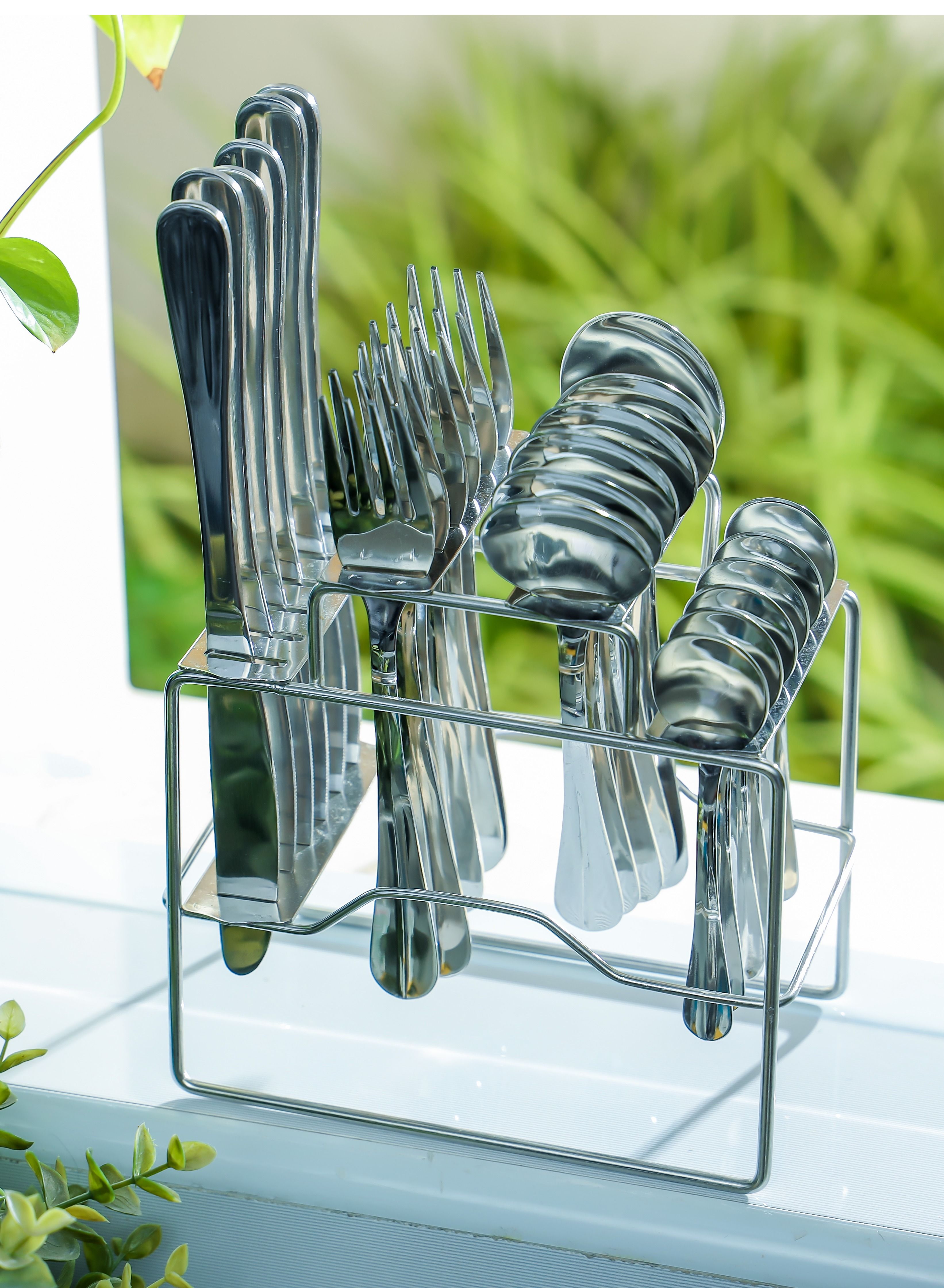 Delcasa Stainless Steel 24pcs Cutlery Set with stand DC2479 made in India 