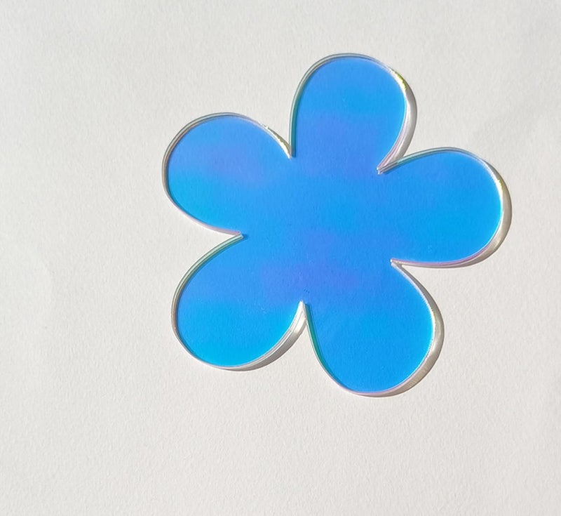 MEYA Rainbow Acrylic Coasters Set of 2 Flower Shaped Transparent and Iridescent Acrylic Not Dishwasher Safe - Image 3