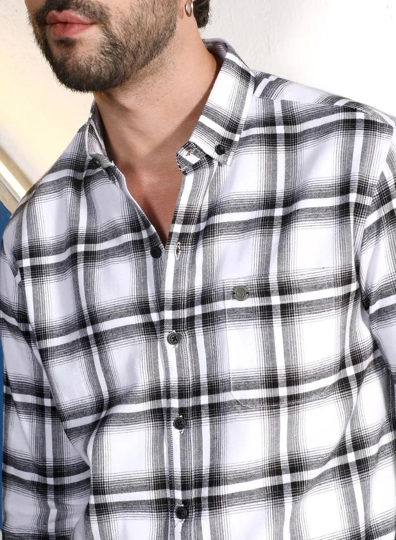 Campus Sutra Chalk White / Midnight Black Men's Chalk White & Midnight Black Brushed Buffalo Check Shirt for Men | Best Price UAE