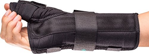 Aircast A2 Wrist Support Brace with Thumb Spica: Right Hand, Small, Black - Image 3