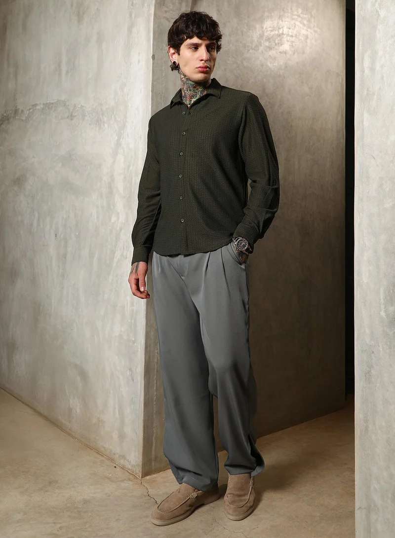 Campus Sutra Men's Seaweed Green Gridveil-Tactile Shirt For Casual Wear | Spread Collar | Long Cuffed Sleeves | Button Closure | Shirt Crafted With Comfort Fit For Everyday Wear